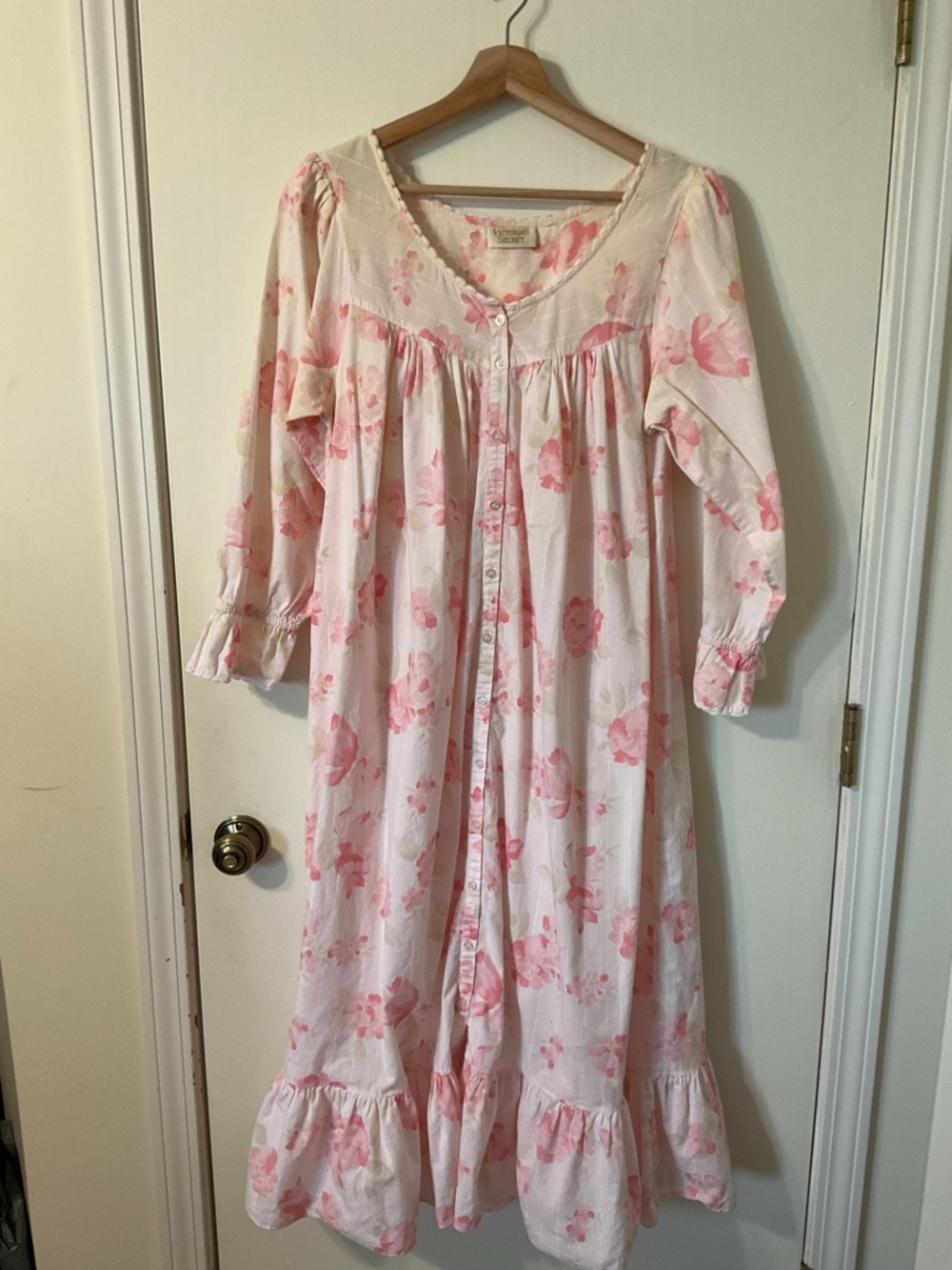 Vintage Victoria Secret Gold Label Pink Floral Cotton Ruffled Nightgown Lounge L